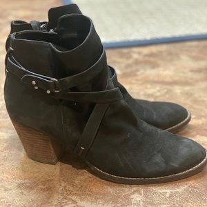 Black Heeled Bootie